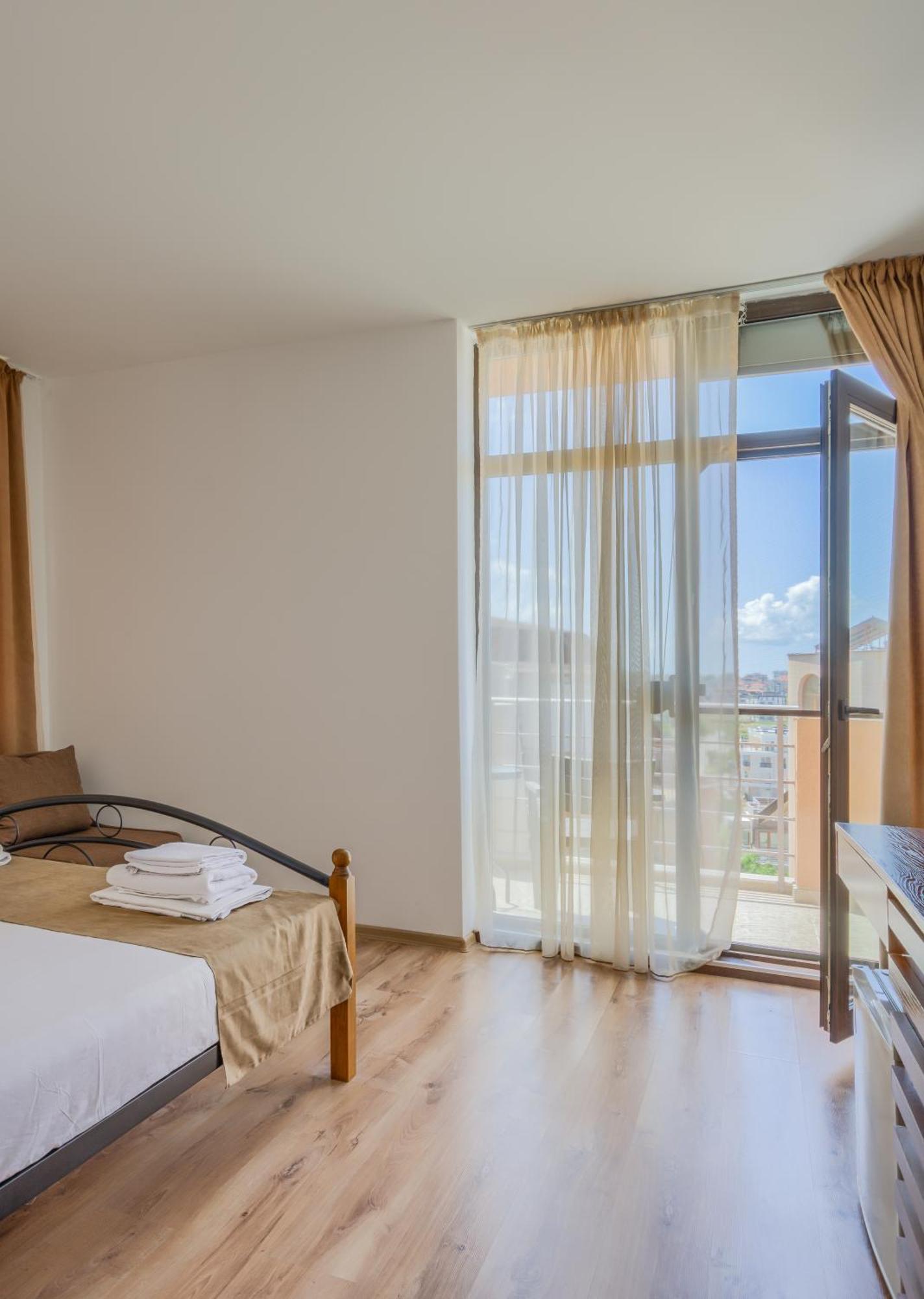 Hotel Odyssey Sozopol Exterior photo