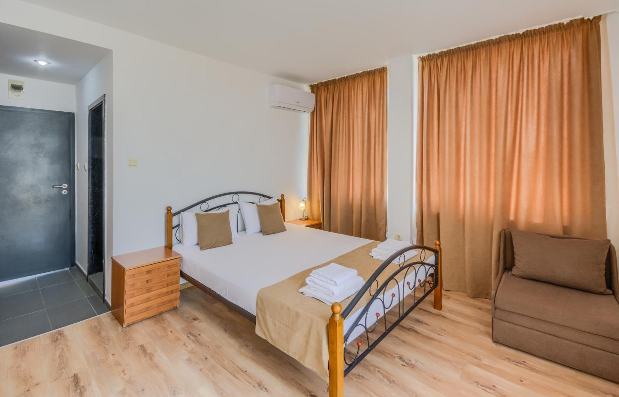 Hotel Odyssey Sozopol Exterior photo