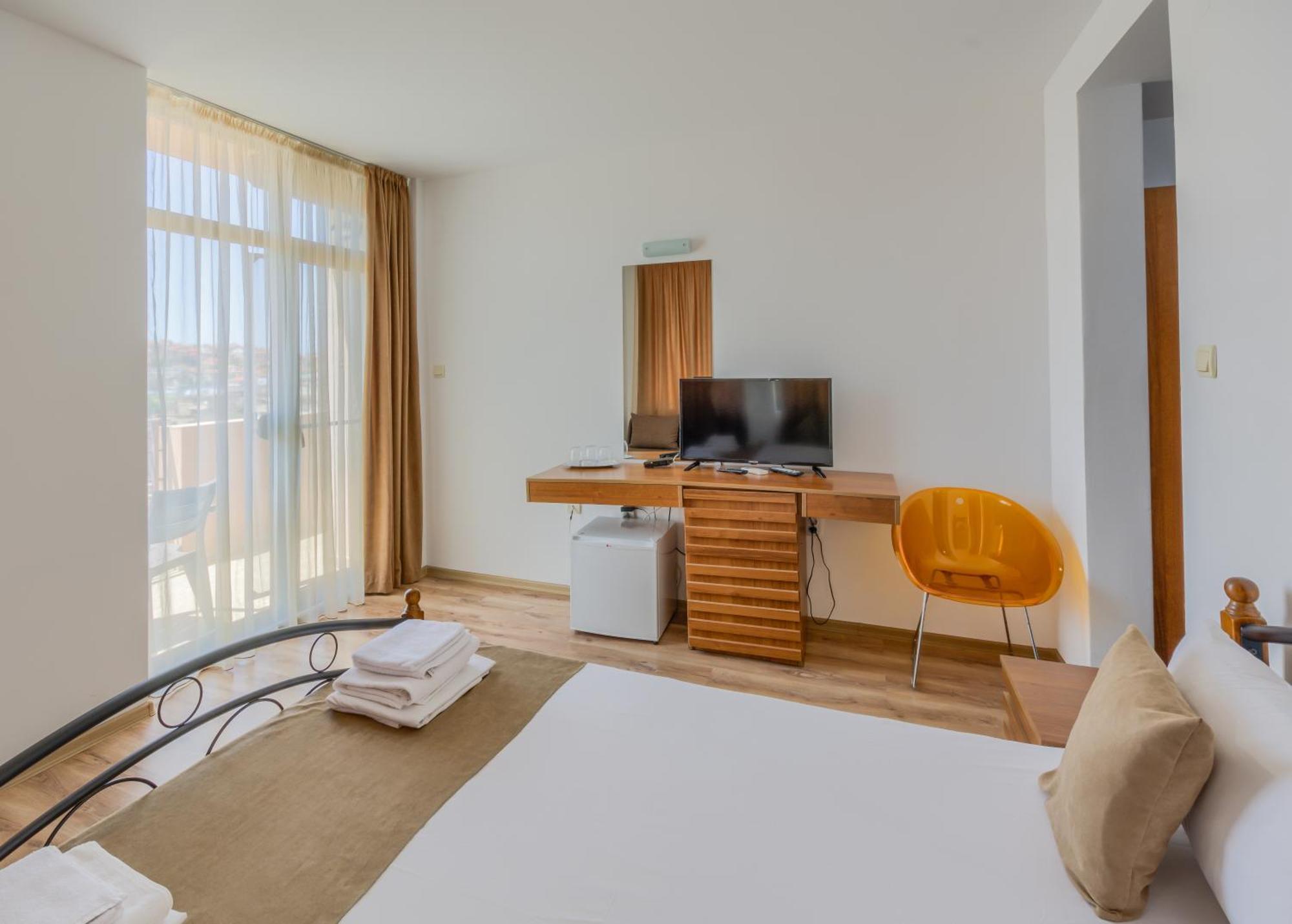 Hotel Odyssey Sozopol Exterior photo
